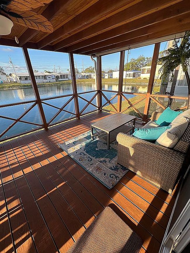 Image of 1004 52nd Avenue Ln W