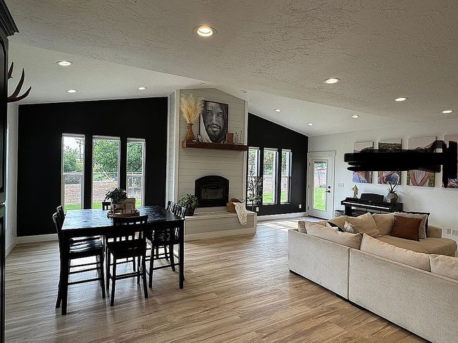 Photo of 767 N 300 W, Blanding, UT