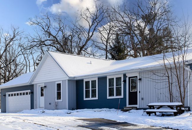 Photo of w8989 Ripley Road, Cambridge, WI
