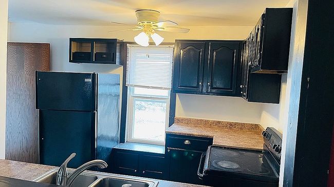 Photo of 279 E 2nd St, Parker, SD