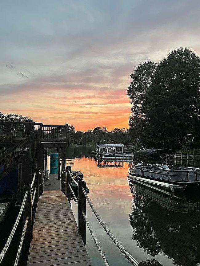 510 Ben Eller Ln, Taylorsville, NC