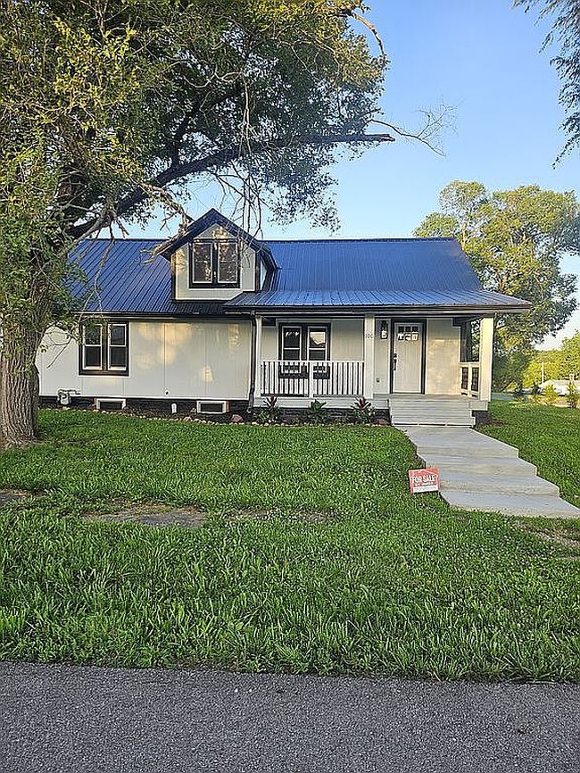 Photo of 100 N Olive St, Otterville, MO