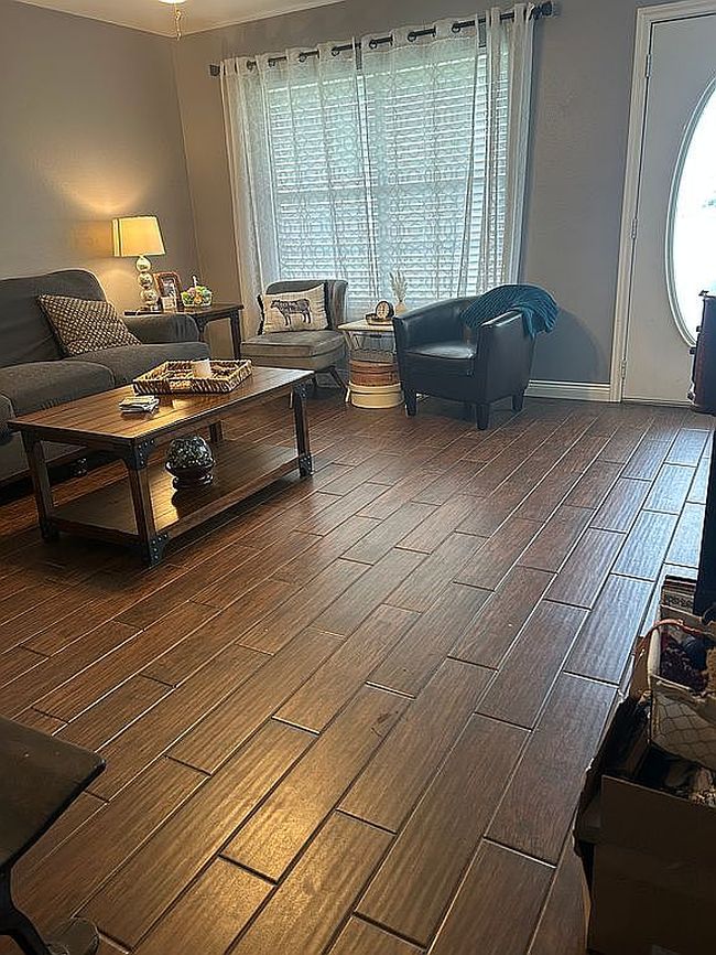 Image of 116 Cedar Cir