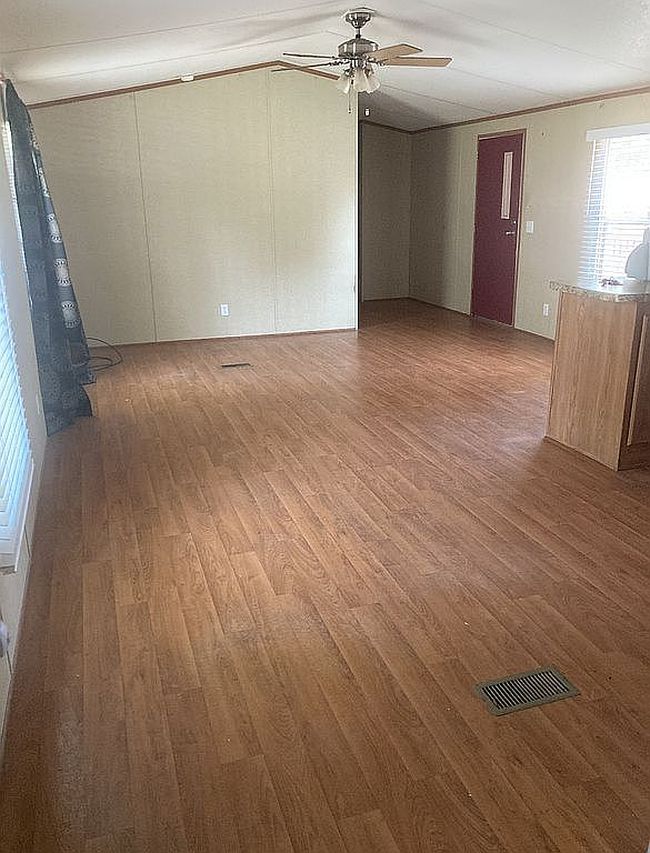 Additional photo 3 of property located at 7 Arroyo Dr