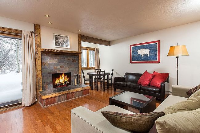 Photo of 3885 S Lake Creek Dr Unit 1013, Wilson, WY