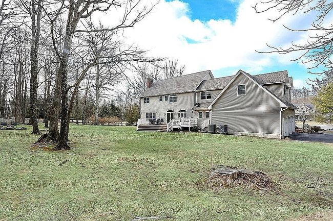 Photo of 35 Rose Hill Rd, Montebello, NY