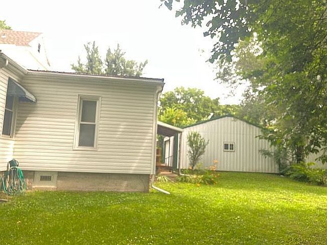Photo of 606 S Main St, Clinton, MO