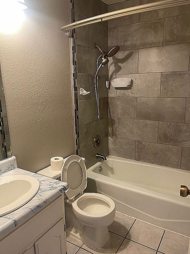 Photo of 859 W 5th St, Sheridan, WY