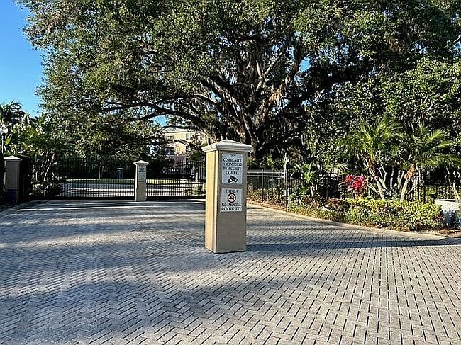 5246 Manorwood Dr #4, Sarasota, FL