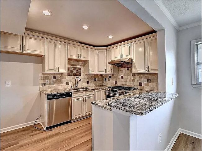 Additional photo 3 of property located at 3301 Henderson Mill Rd Apt U1
