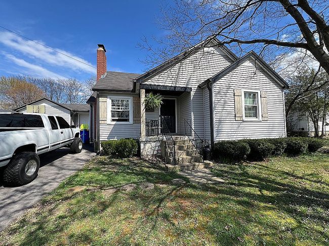 Image of 736 Greenlawn Ave
