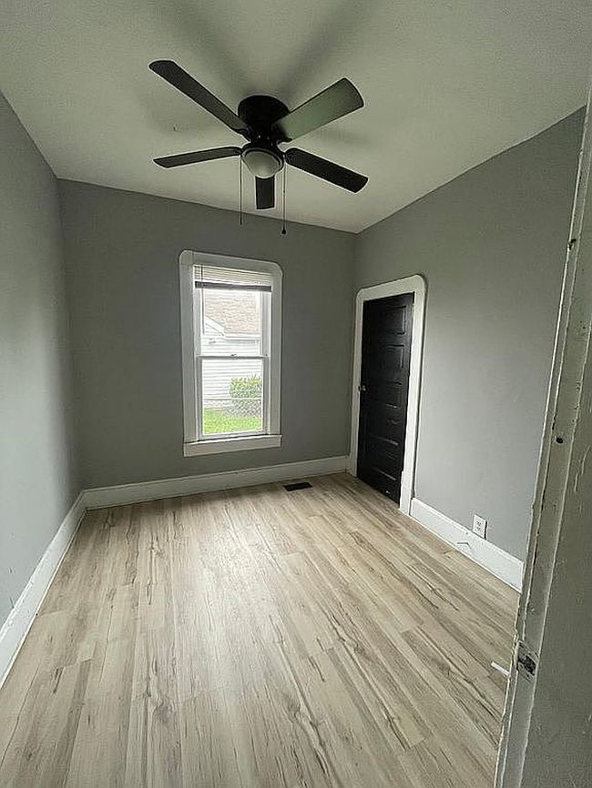 Image of 2526 Eastern Ave