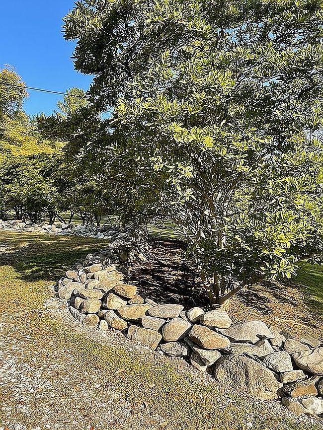 Image of 627 West Rd