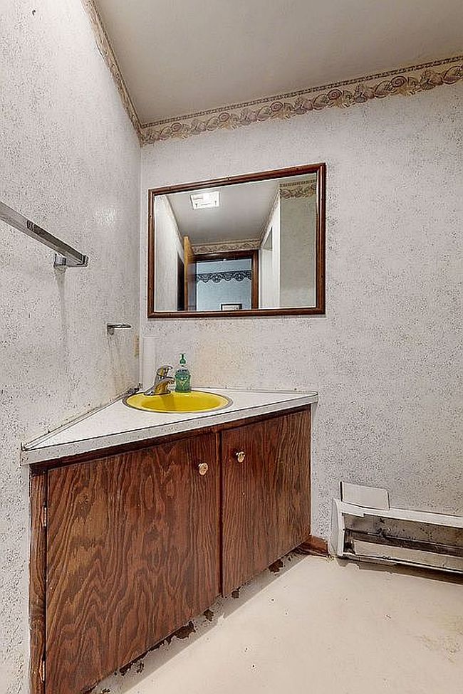 Photo of 107 Mill Ave, Springville, IA