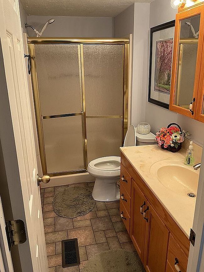 Image of 301 Dogwood Dr