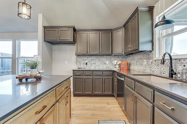 Additional photo 1 of property located at 6420 Se 88th St