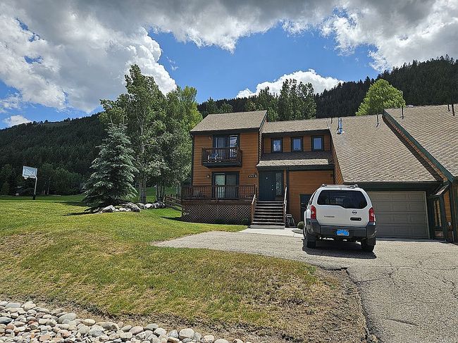 Image of 1553 Deer Blvd Apt B