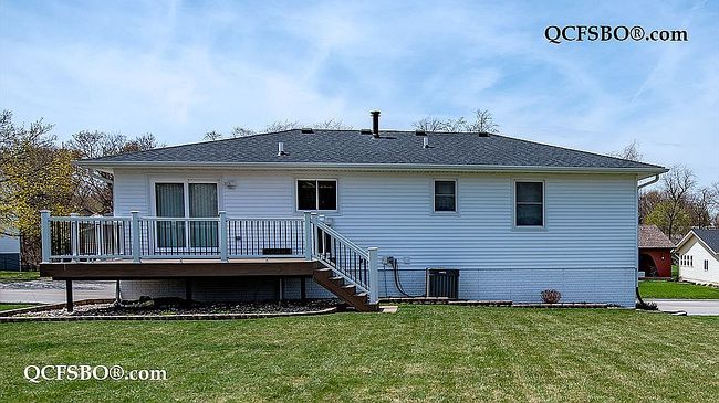 Image of 2511 Emerald Dr