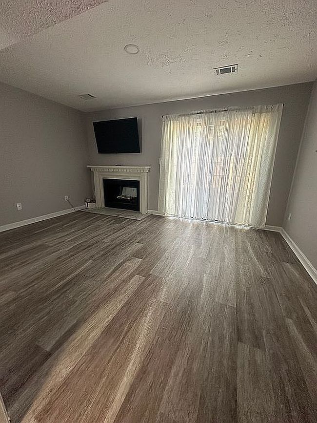Image of 3540 Laredo Dr