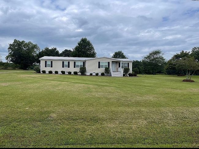 Photo of 639 Dilliard Moore Rd, Unadilla, GA