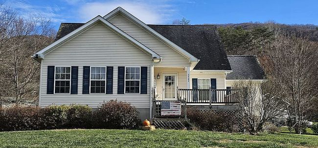 Image of 3422 Newfound Rd