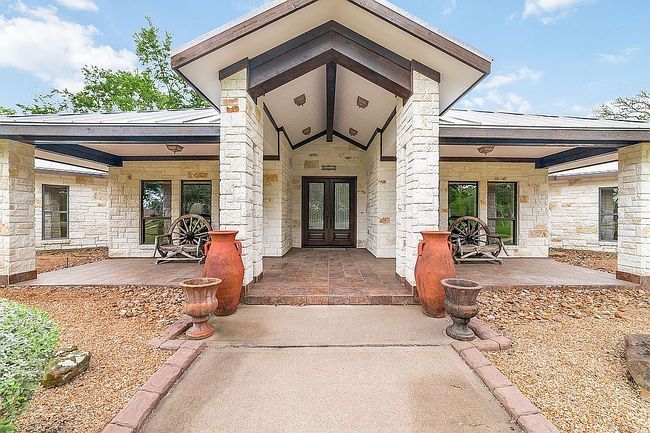 Image of 6023 Carolyn Ln