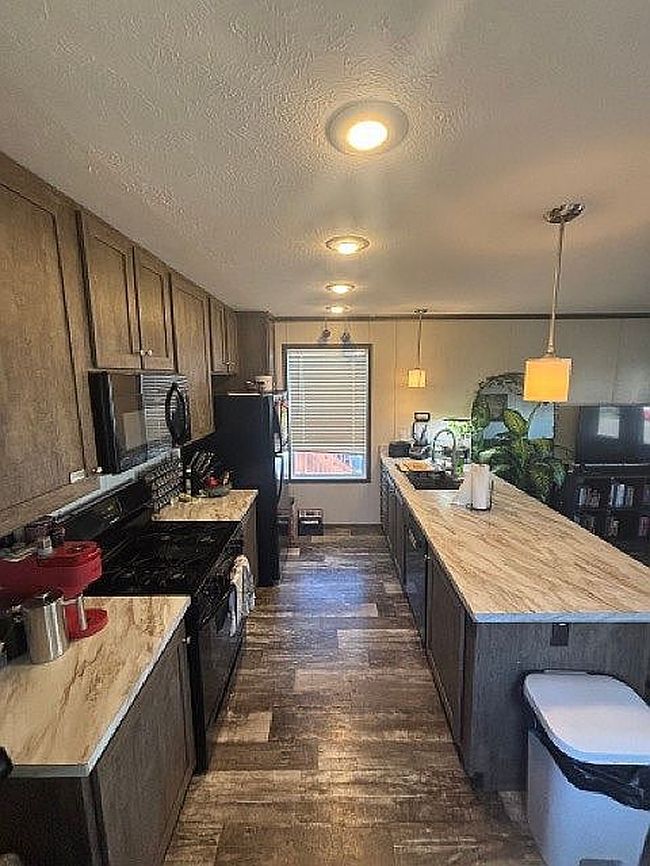 Image of 3566 W Wembley Ln