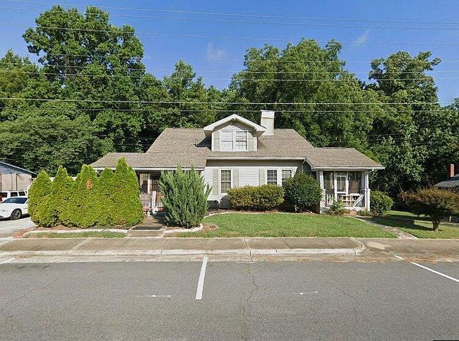 Photo of 1506 Main St