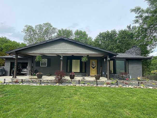 Photo of 2701 W Mill Rd