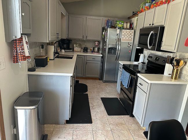 Photo of 1214 W 43rd St S, Wichita, KS