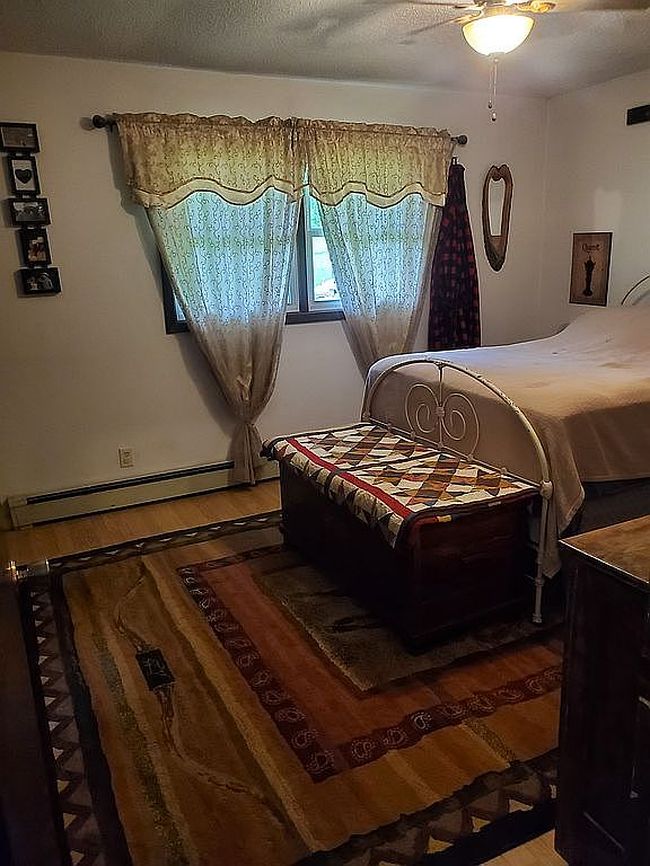 Photo of 11512 County Road 4, Houston, MN