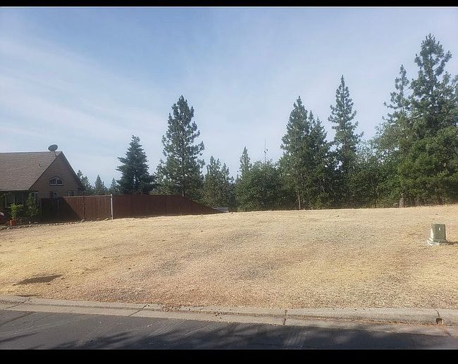 Photo of 222 White Oak Way
