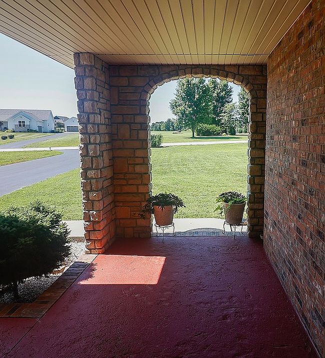 Photo of 4465 N Raintree Dr, Willard, MO