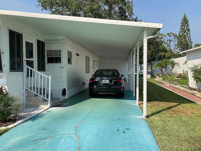 Additional photo 2 of property located at 1000 Walker St #189