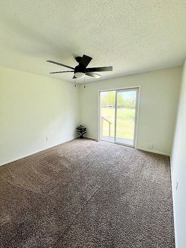 Additional photo 1 of property located at 7556 E Winterberry Ct