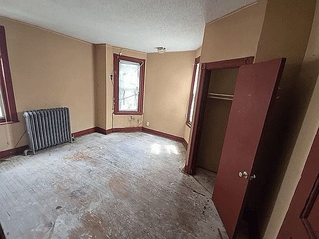 Photo of 150 W Wyneva St, Philadelphia, PA