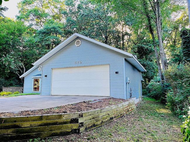 Photo of 579 Howard Ave, Holland, MI