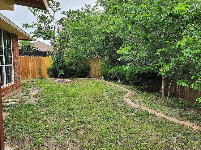 Image of 4640 Oak Knoll St