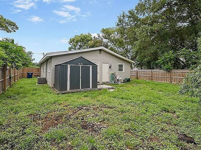 Additional photo 3 of property located at 5110 E Columbus Dr