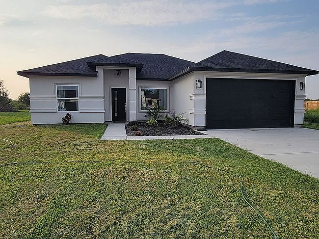 Photo of 112 Republic Cir