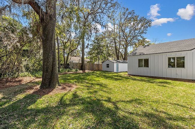 Image of 22 Oak Grove Pl