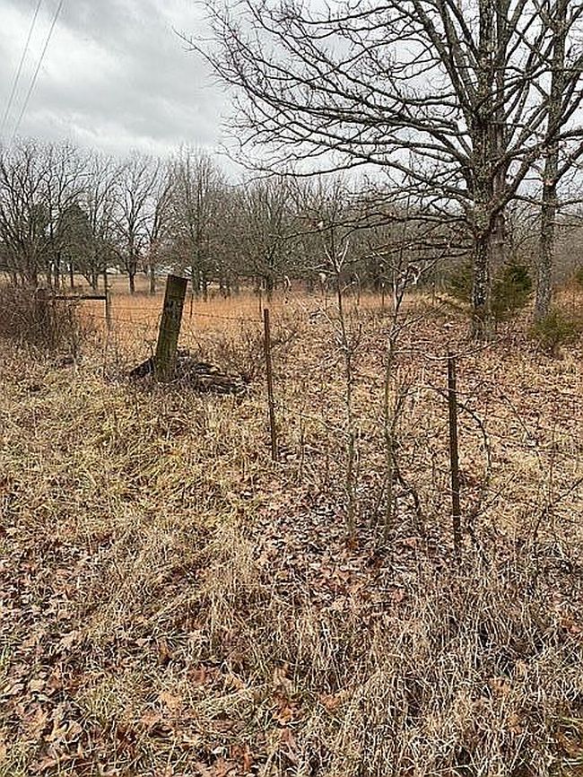 Image of 15535 Private Drive 1063