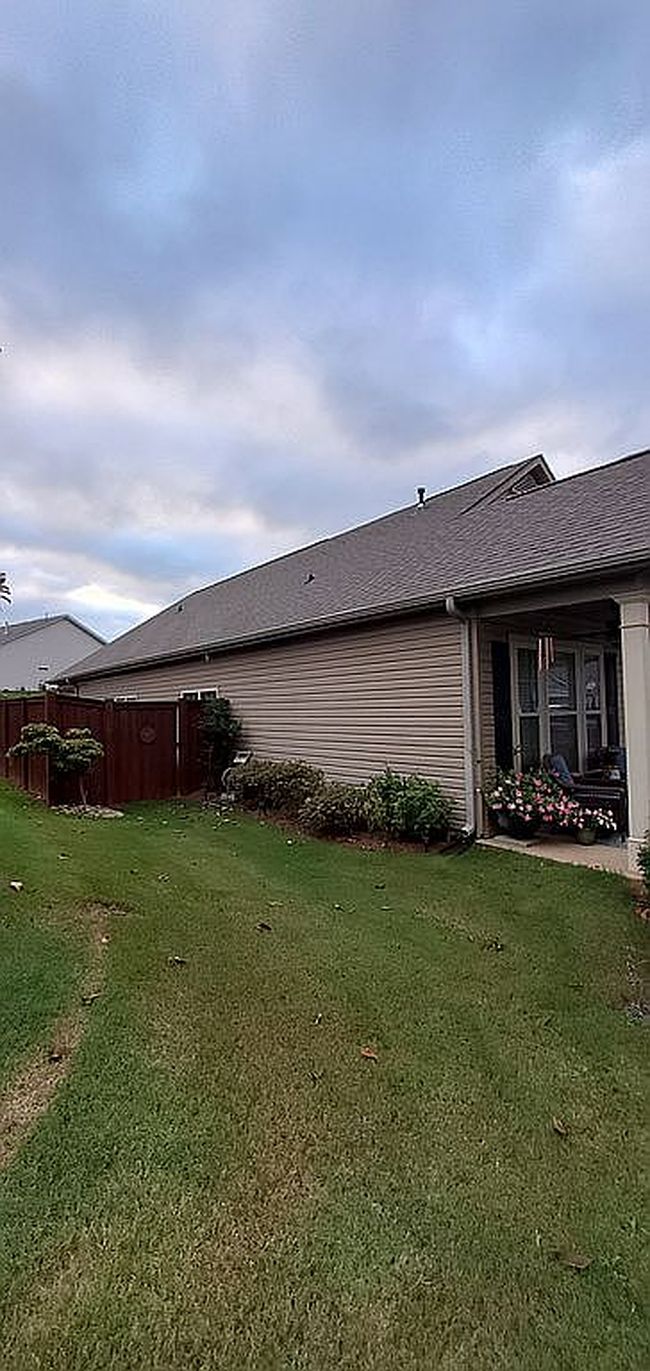 Photo of 921 Deepwood Ct, Boiling Springs, SC