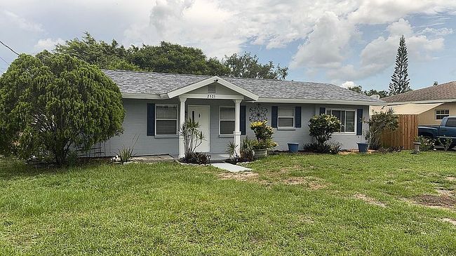 Image of 2525 2nd Ave Ne