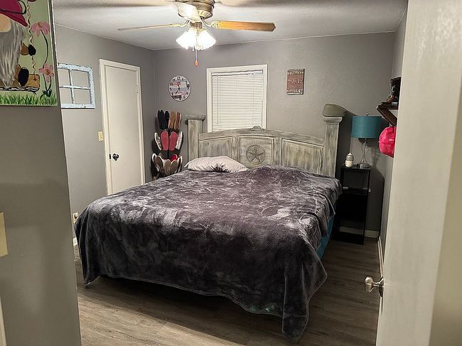 Photo of 312 W Church St, Olney, TX