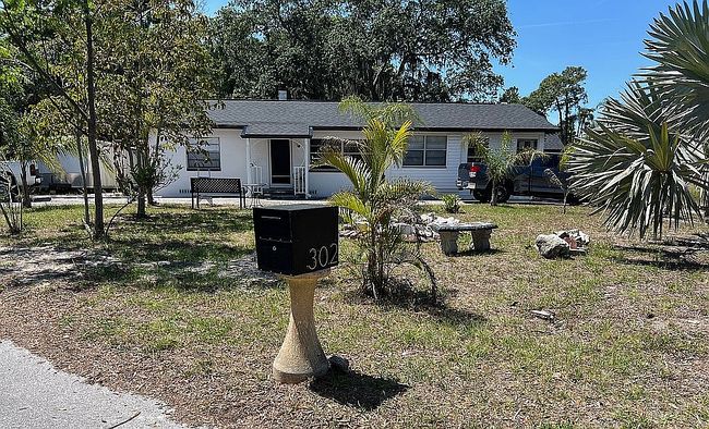 Image of 302 Lakeview Dr