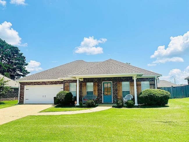 Photo of 132 Cherry Bark Way, Pearl, MS