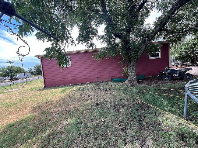 Photo of 802 Lincoln Ave, Newcastle, TX