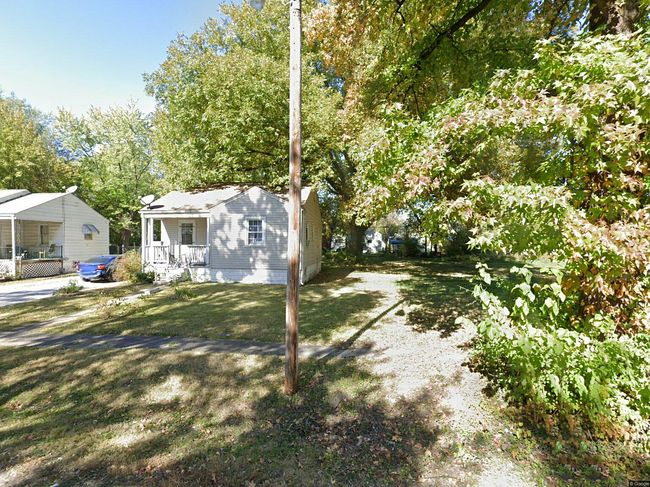 Photo of 5439 Avon Pl