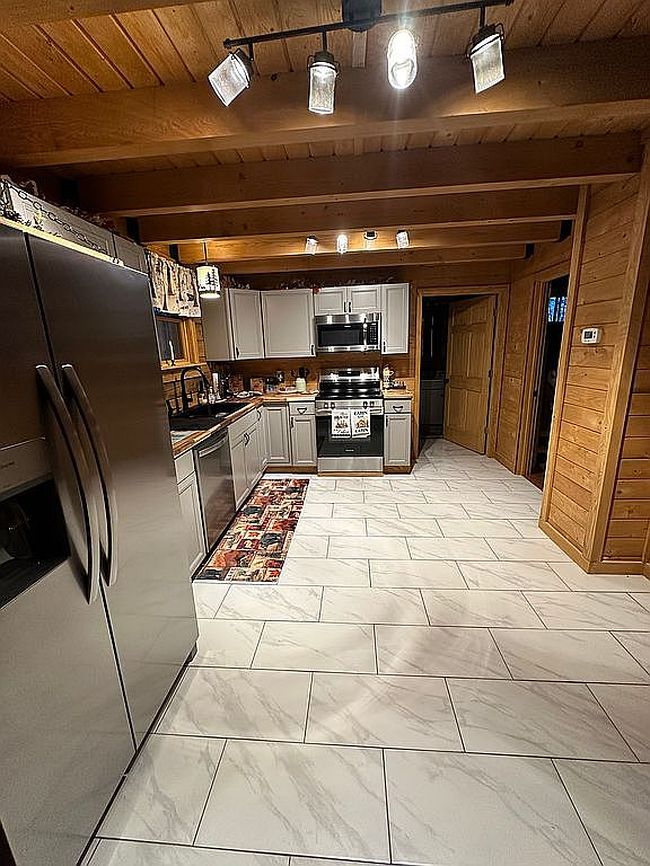 Image of 300 Anne Dr